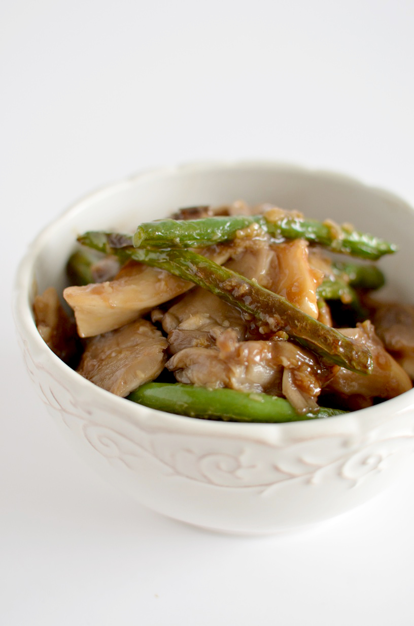 Green Beans and Oyster Mushrooms in Garlic Oyster Sauce (BC) The